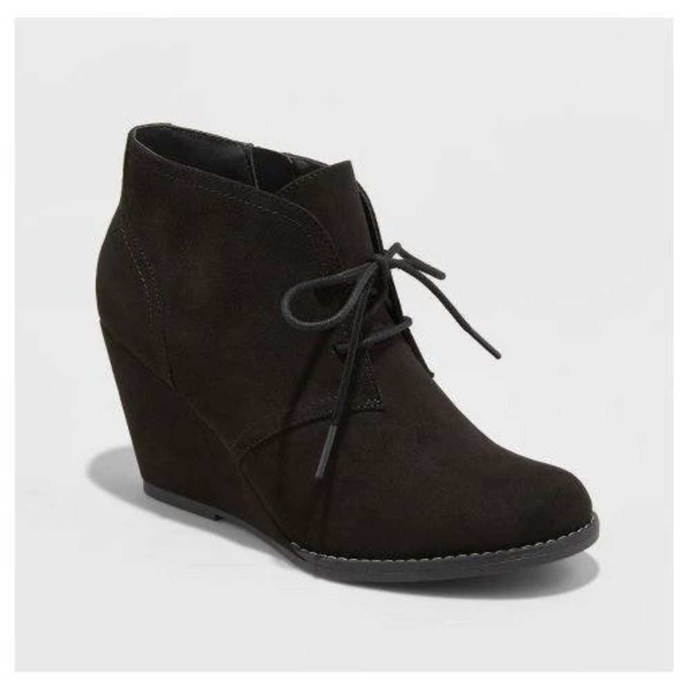 NWT Womens Wedge Black Ankle Boots-8.5